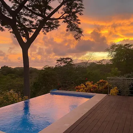 Private 3-Bedroom, 3,5-Bathroom Home With Amazing Ocean-Views In Playa Grande